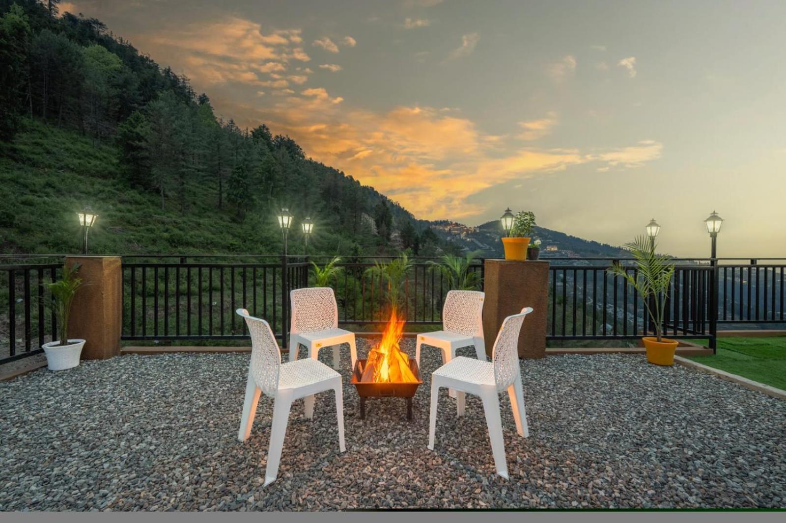 The Nature Dreams I Vacations I Conference I Mice I Family Events I Open Air Terrace I Sky Bonfire I Kufri By Exotic Stays Shimla Dış mekan fotoğraf